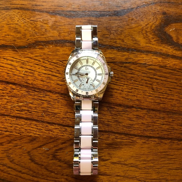 Pink Guess Enameled Collection Sport Class Ladies Watch Swiss Made GC 29005L - Picture 4 of 9